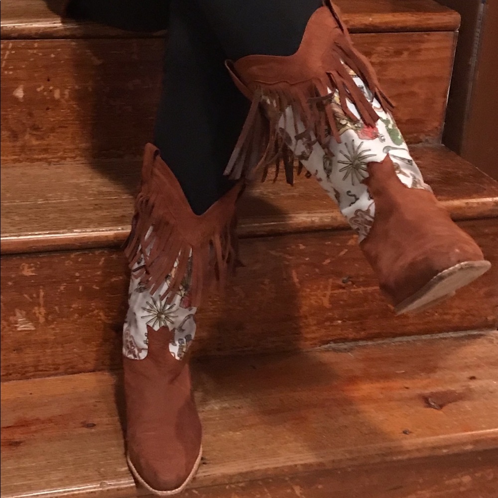 Nicole Miller X Stuart Weitzman Vintage Boots